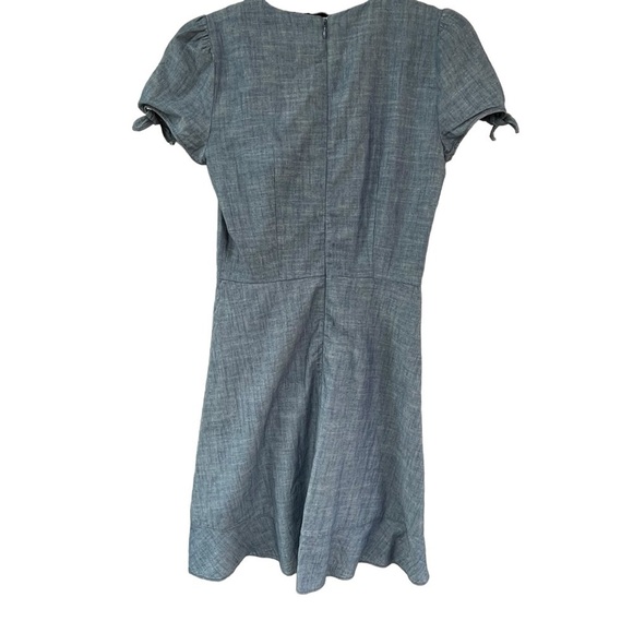 J. Crew Short Sleeve V-Neck Faux Wrap Ruffle Chambray Mini Dress Preppy - Sz 00 - Picture 2 of 15